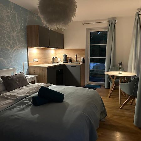 Ferienzimmer Suhrer Seeblick Plon Bagian luar foto