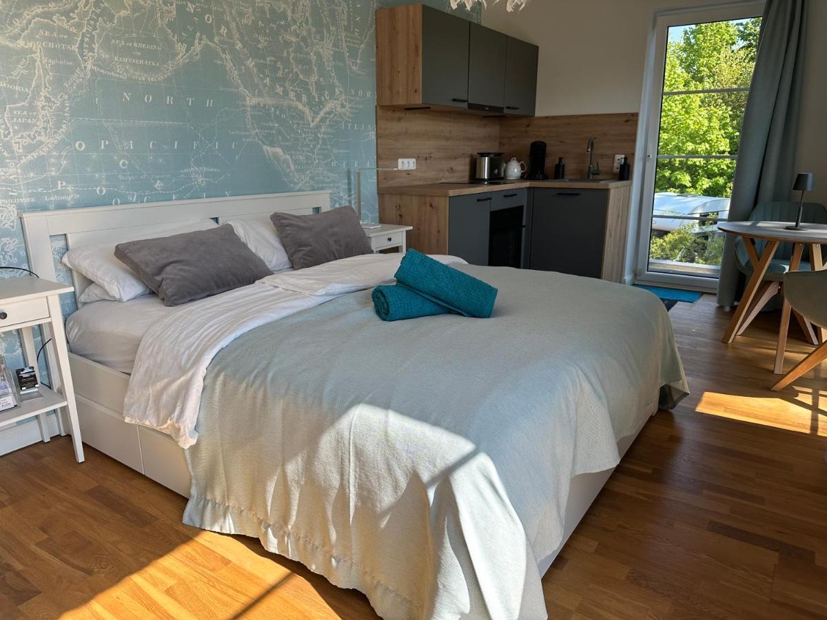 Ferienzimmer Suhrer Seeblick Plon Bagian luar foto