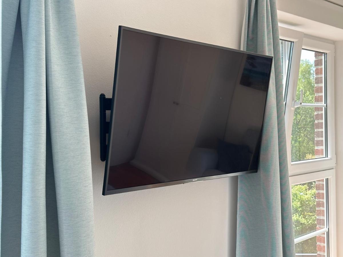 Ferienzimmer Suhrer Seeblick Plon Bagian luar foto